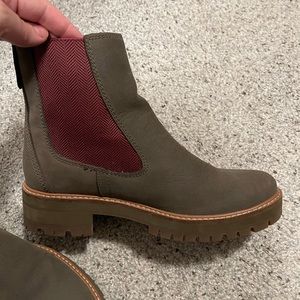 Timberland Courmayeur Chelsea Valley Boots- Olive NuBuck